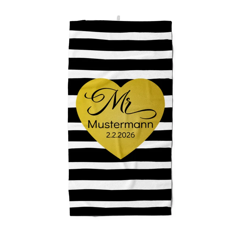 Badetuch mit Namen personalisierbar - personalisiertes Namens-Badetuch - Strandtuch mit Wunschtext - Geschenkidee Hochzeit, Paar - Motiv Misses Heart Stripes