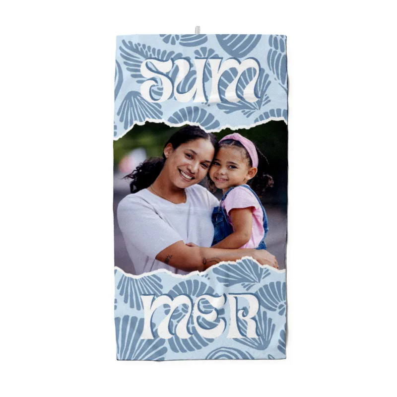 Duschtuch blau Sommer - mit Foto personalisierbar - Foto-Duschtuch im Muscheldesign - Muscheln blau