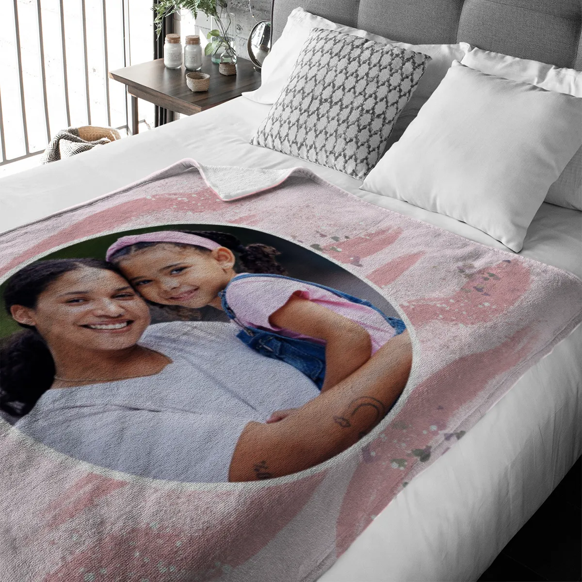 Kuscheldecke rosa 140 x 200 cm - mit Foto personalisierbar - Fotodecke selbst gestalten - Geschenkidee Muttertag, Geburtstag - Pinselstriche Hearts rose