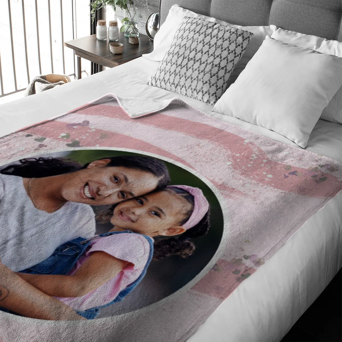Kuscheldecke rosa 140 x 200 cm - mit Foto personalisierbar - Fotodecke selbst gestalten - Geschenkidee Muttertag, Geburtstag - Pinselstriche Hearts rose