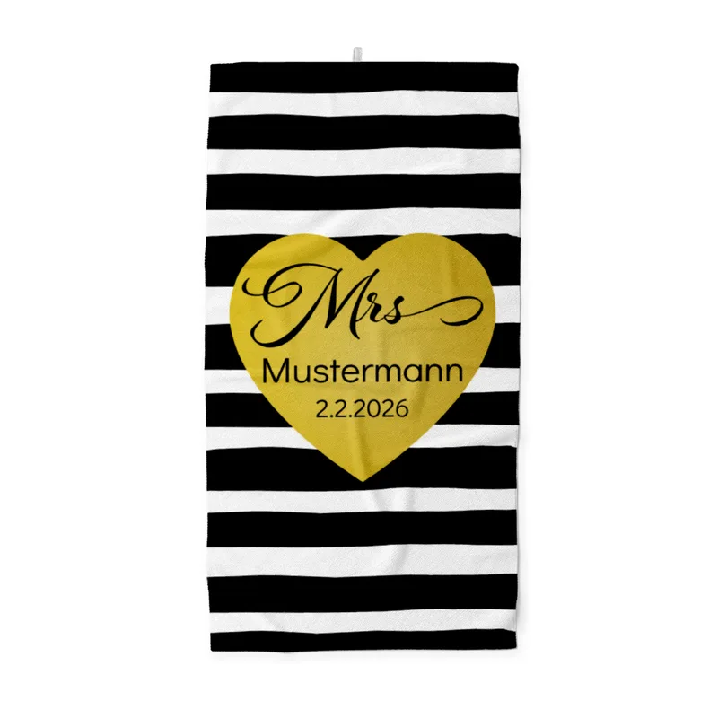 Badetuch mit Namen personalisierbar - personalisiertes Namens-Badetuch - Strandtuch mit Wunschtext - Geschenkidee Hochzeit, Paar - Motiv Misses Heart Stripes