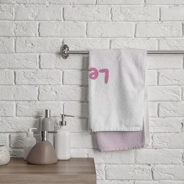 Duschtuch mit Namen personalisierbar - personalisiertes Namens-Duschtuch mit Wunschtext - Einhornwolken