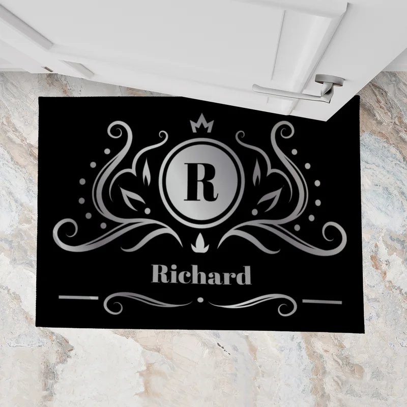Fußmatte Ornamental mit Initial und Namen personalisierbar - Geschenkidee Einzug, Geburtstag, Richtfest - Fussmatte mit Namen Ornamental Initial 1 70 x 50 cm