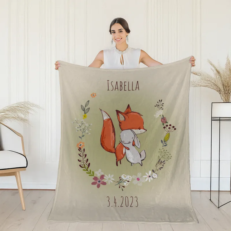 Babydecke mit Namen personalisierbar, Kuscheldecke, Namensdecke mit niedlichem Tiermotiv, Geschenkidee Geburtstag Motiv Fuchs und Hase 75 x 100 cm