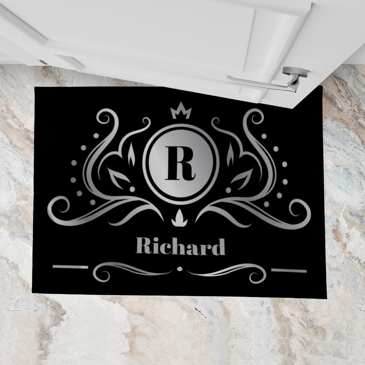 Fußmatte Ornamental mit Initial und Namen personalisierbar - Geschenkidee Einzug, Geburtstag, Richtfest - Fussmatte mit Namen Ornamental Initial 1 70 x 50 cm