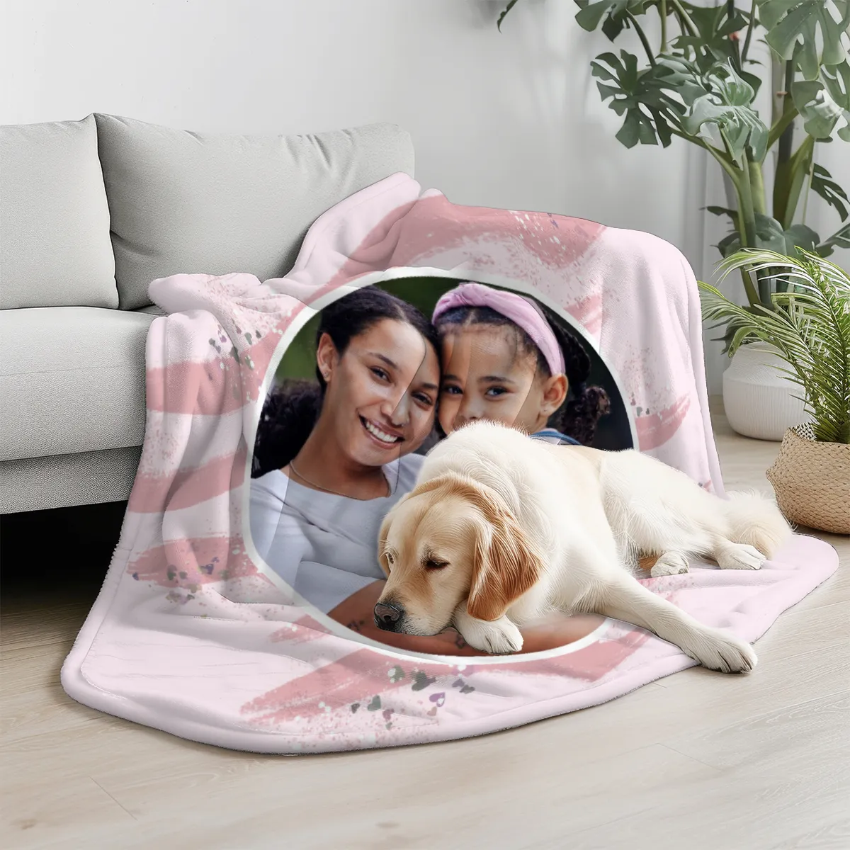 Kuscheldecke rosa 140 x 200 cm - mit Foto personalisierbar - Fotodecke selbst gestalten - Geschenkidee Muttertag, Geburtstag - Pinselstriche Hearts rose