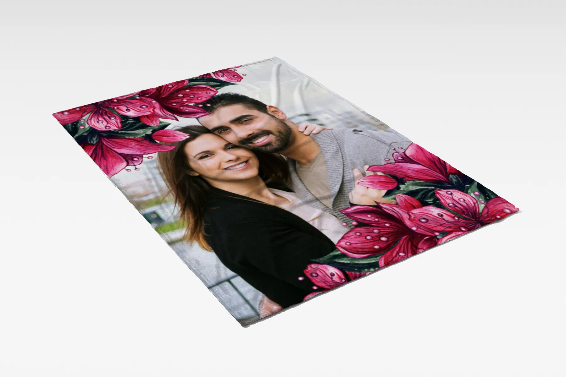 Kuscheldecke Pink Floral 140 x 200 cm mit Ihrem Bild - mit Foto personalisierbar - Fotodecke floral selbst gestalten - Geschenkidee Valentin, Hochzeit 1 Foto Pink Floral 140 x 200 cm